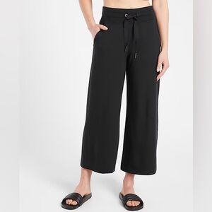 Athleta Balance Wide Leg Crop Pant Black TALL